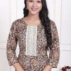 Miramaar Women's Green Lace Work Round Neck Straight Rayon Kurti