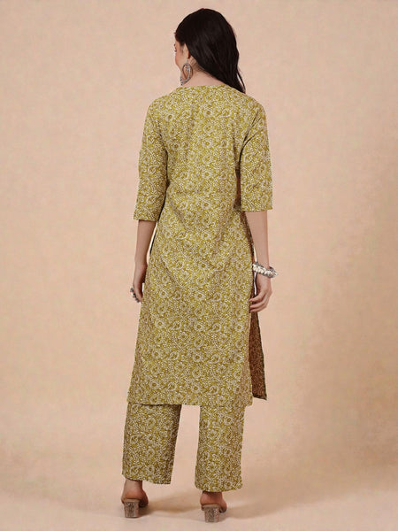 Miramaar Women's Green Poly Cotton V-Neck Straight Kurta Set