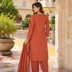 Women Orange Printed Round Neck Kurta with Straight Pants & Printed Dupatta