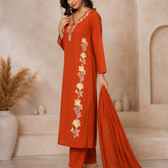 Women Orange Printed Round Neck Kurta with Straight Pants & Printed Dupatta