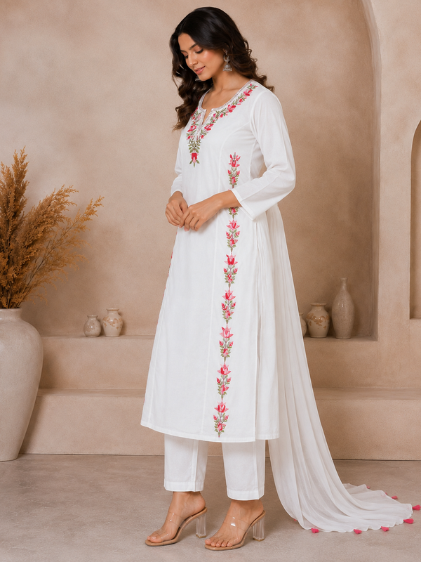 Women WHITE Printed Round Neck Kurta with Straight Pants & Printed Dupatta