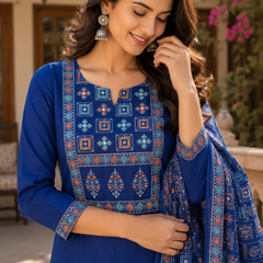 Women BLUE Printed Round Neck Kurta with Straight Pants & Printed Dupatta